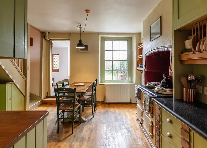 Stylish And In Montpelier Holiday home